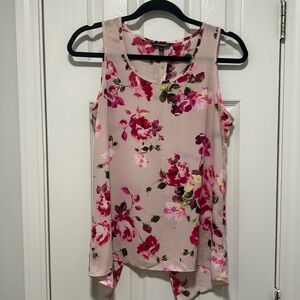 Express. Floral Pink. Split back tank. Size M.